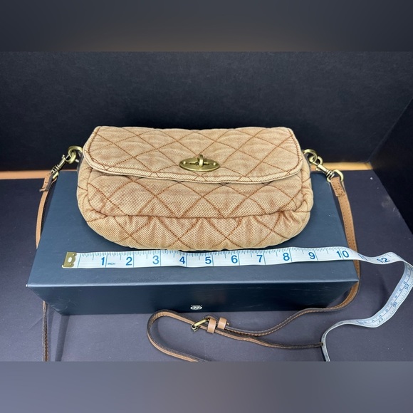 Patricia Nash Bonny Crossbody - Quilted
Stonewashed Denim - Picture 10 of 12